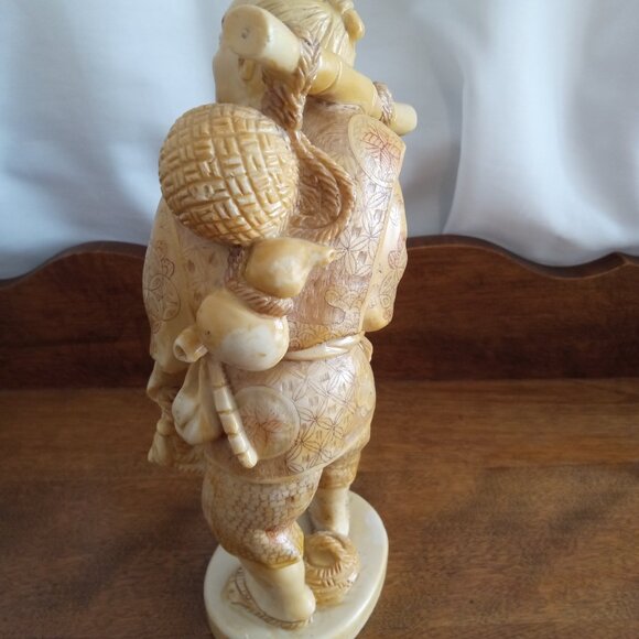 Asian Statue/Figurine - Picture 4 of 11